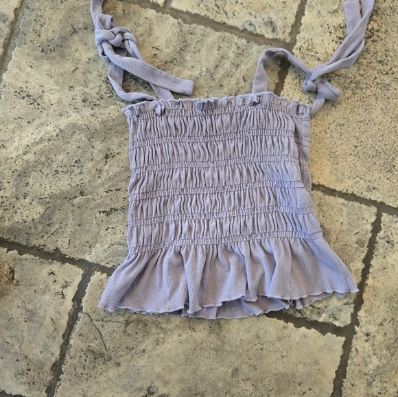 Small Top - Picture 3 of 3